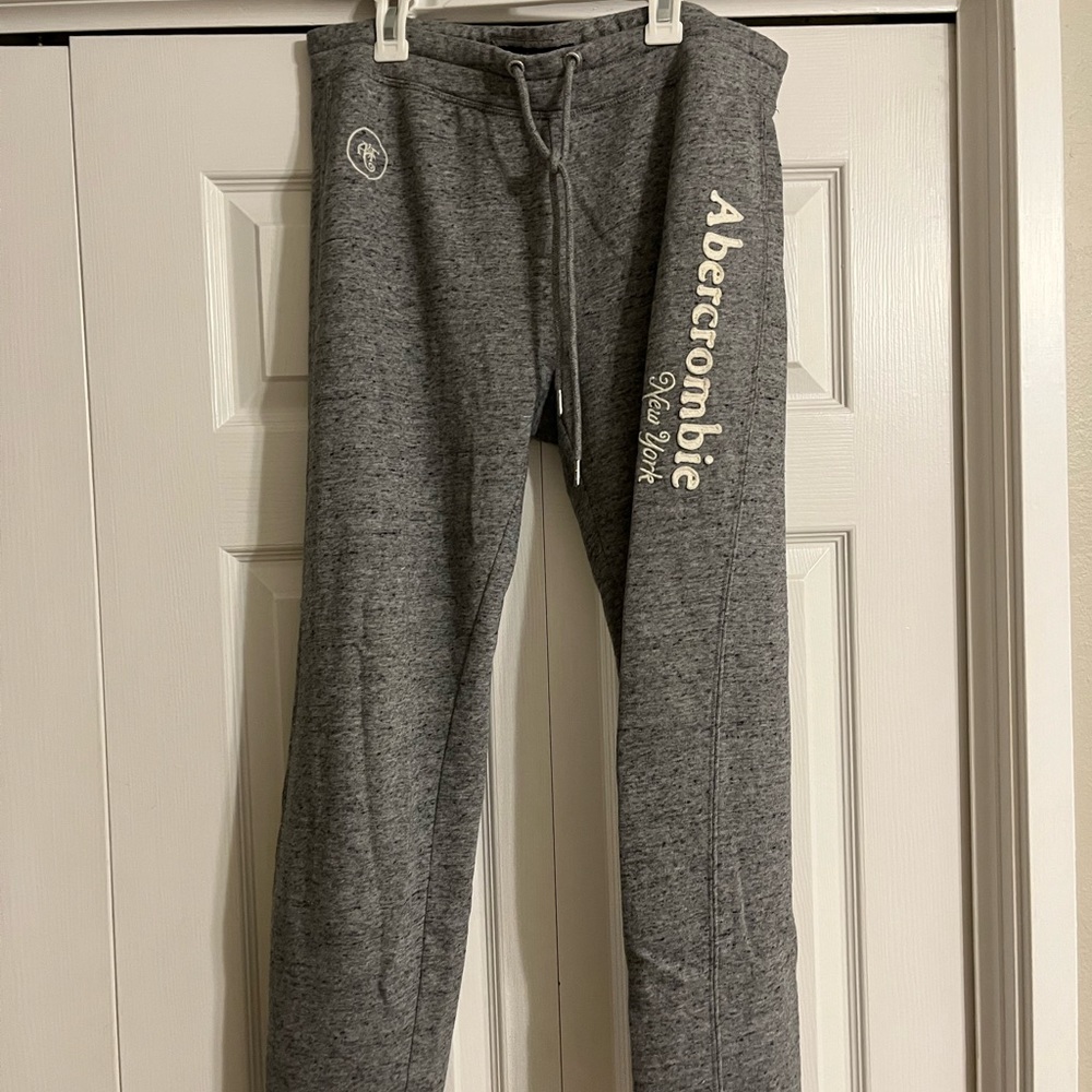 Grey Abercrombie and Fitch sweats with cinched ankles